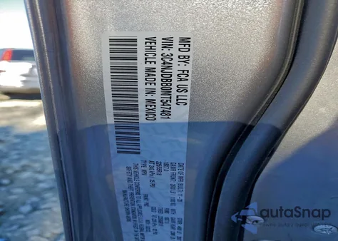 2021 Jeep Compass Latitude from USA, damaged, VIN 3C4NJDBB0MT547481